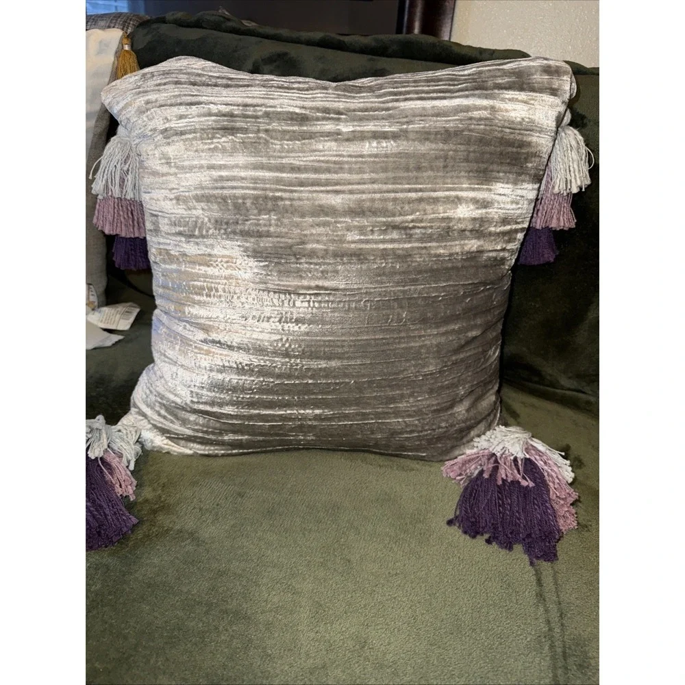 Anthropologie‎ Pillow 2 Sided Velvet Tasseled Boho Classic Quiet Luxury